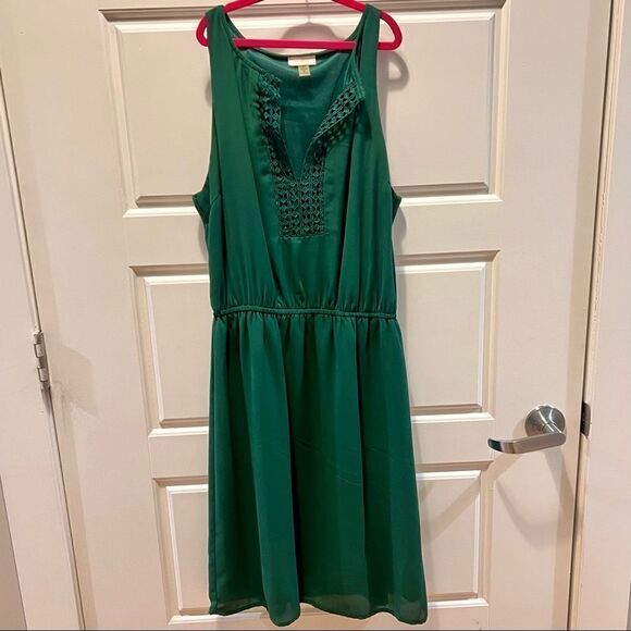 Pixley Green Mini Dress - Picture 1 of 5